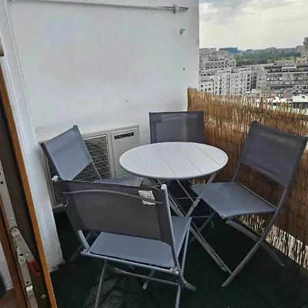 2 Bedroom With Amazing View Near Old Town *