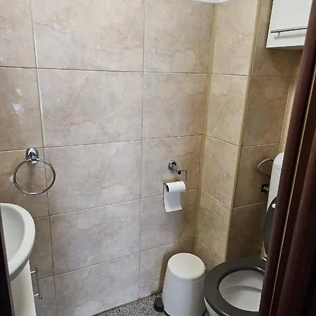 2 Bedroom With Amazing View Near Old Town Boekarest
